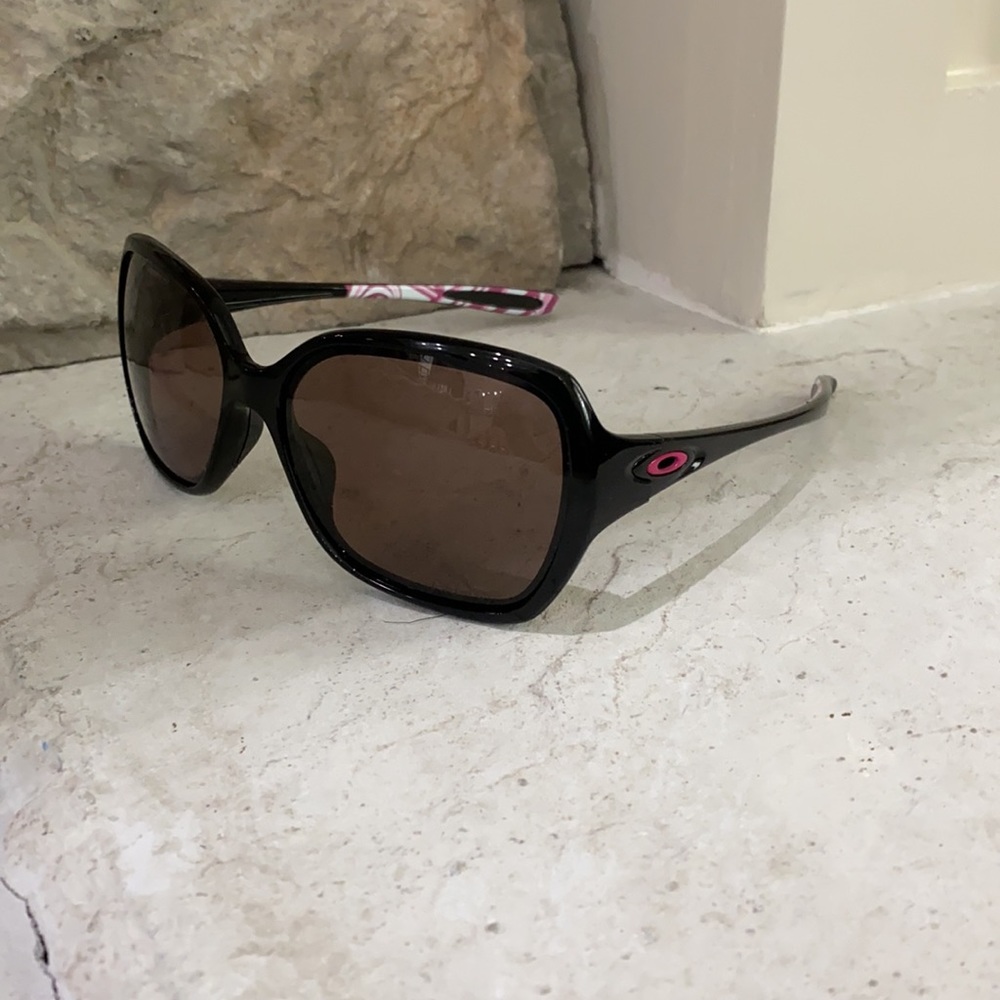 Oakley Women’s Sunglasses